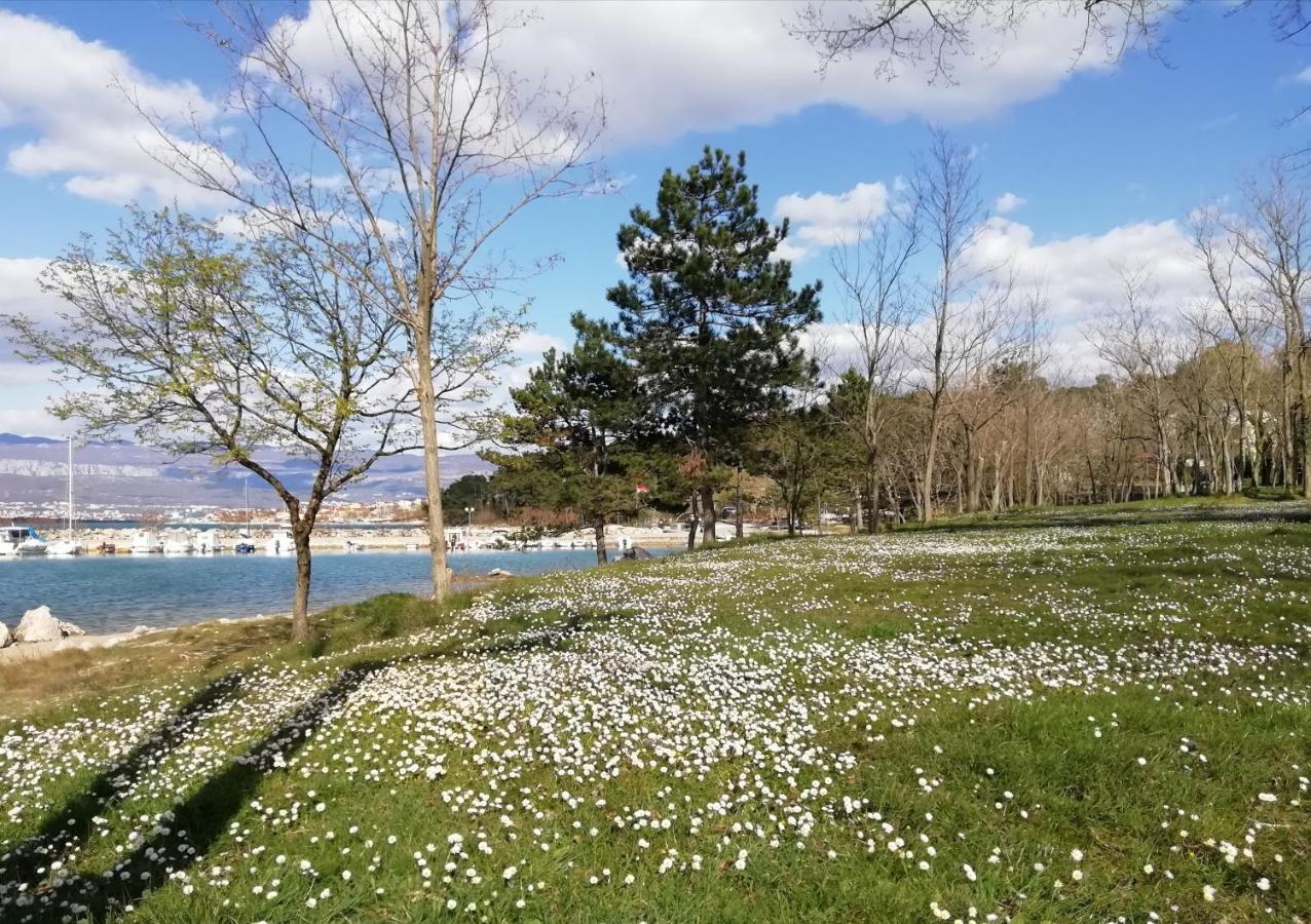 Apartment Sun & Sea 크르크 외부 사진