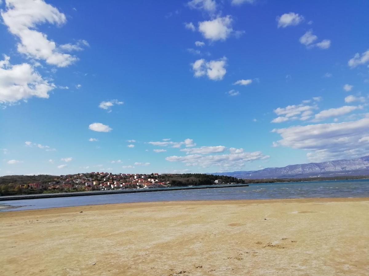 Apartment Sun & Sea 크르크 외부 사진