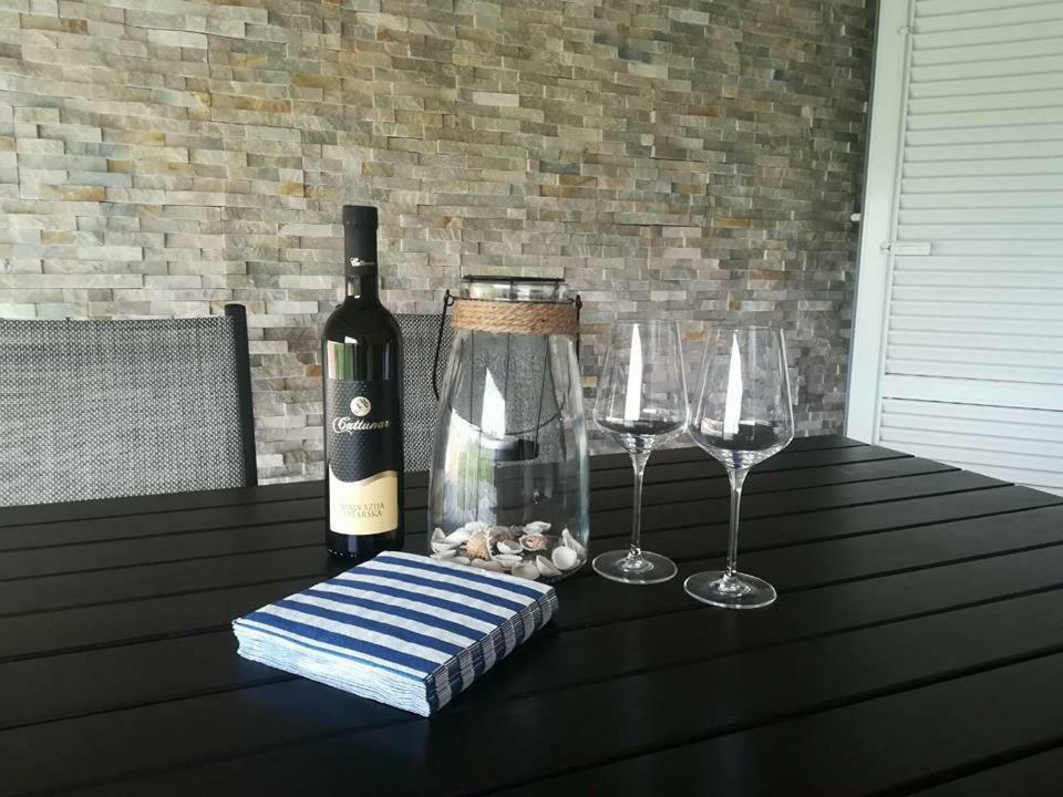 Apartment Sun & Sea 크르크 외부 사진